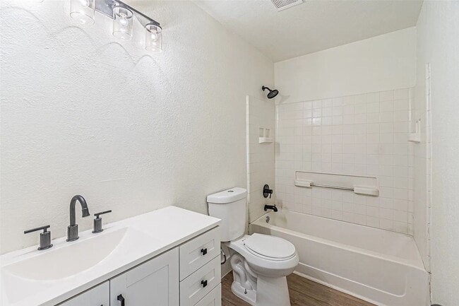 Building Photo - 4026 Odessa St