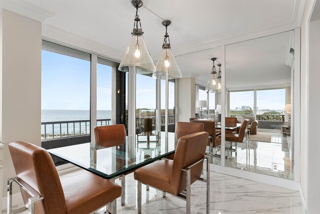 Building Photo - 5550 N Ocean Dr