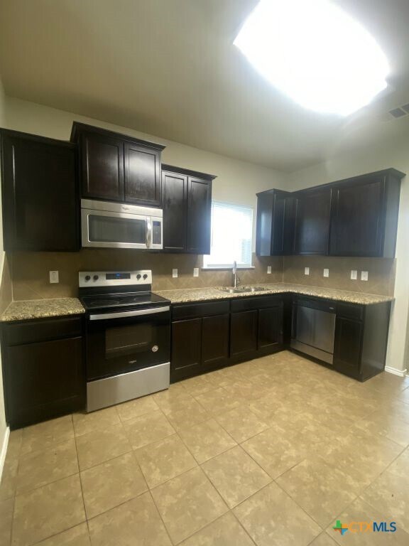 Building Photo - 4808 Green Meadow St