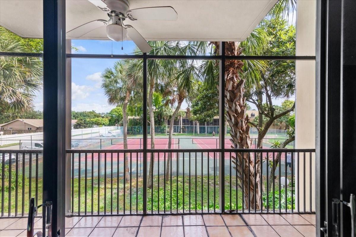 Building Photo - 2831 SW 87th Ave