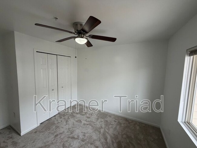 Building Photo - 1152 Faulkner