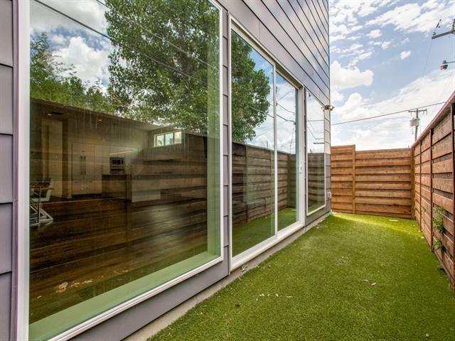 Building Photo - 3583 Dorothy Ave