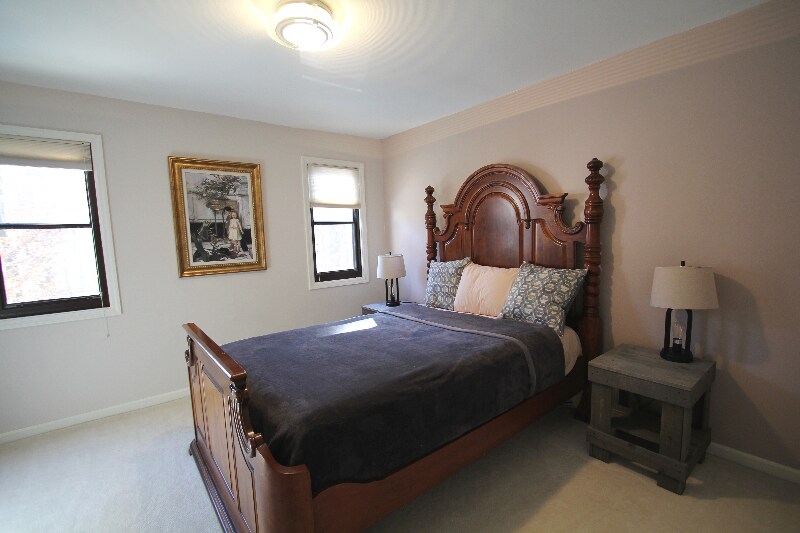 Building Photo - 1148 Kettle Ct NW