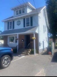 Building Photo - 1757 State St