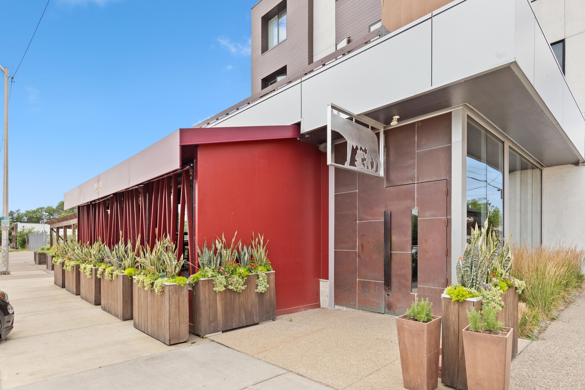 Building Photo - 438 Selden St
