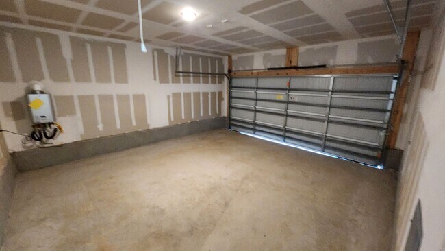 Building Photo - VIDA SUBDIVISION / San Antonio A&M steps away- spacious 4-bedroom, 2-bathroom house