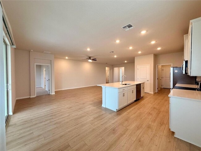 Building Photo - 18241 Beach Ranch Terrace