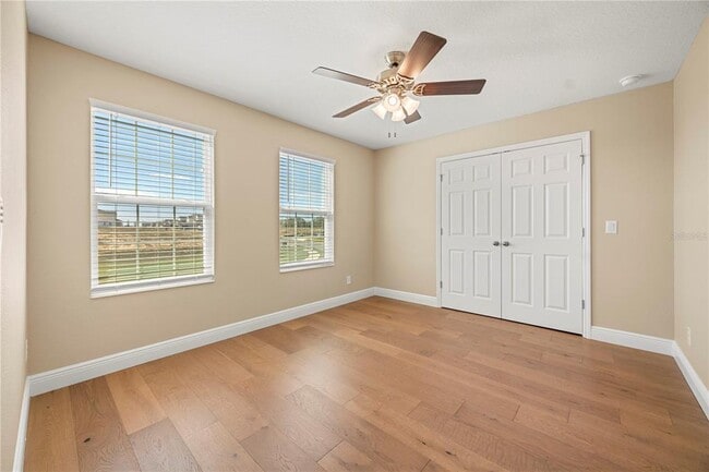 Building Photo - 2049 Heart Lk Dr