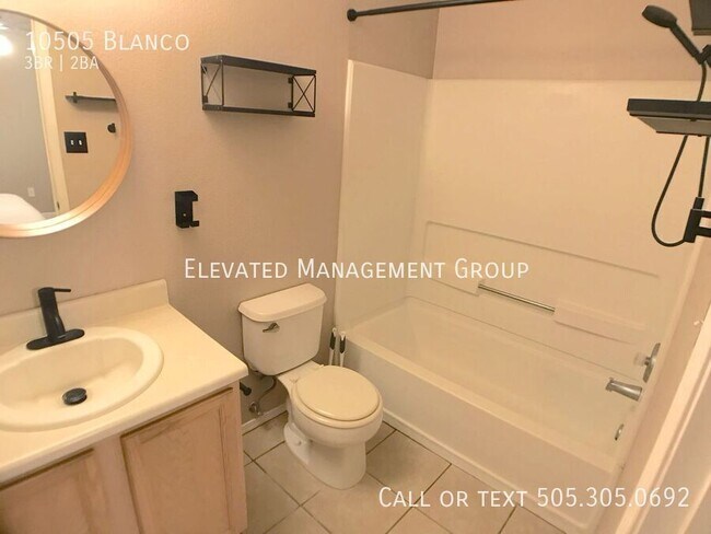 Building Photo - 10505 Blanco-