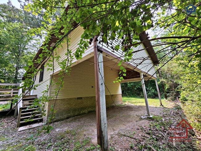 Building Photo - 307 C C Camp Rd