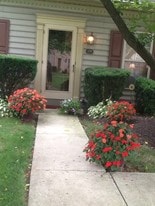 Building Photo - 1755 Weatherburn Dr