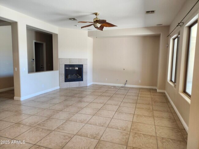 Building Photo - 26787 N 90th Dr