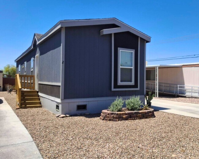 Building Photo - 4100 N Romero Rd