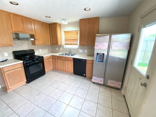 Building Photo - 2615 Elder Park Ct