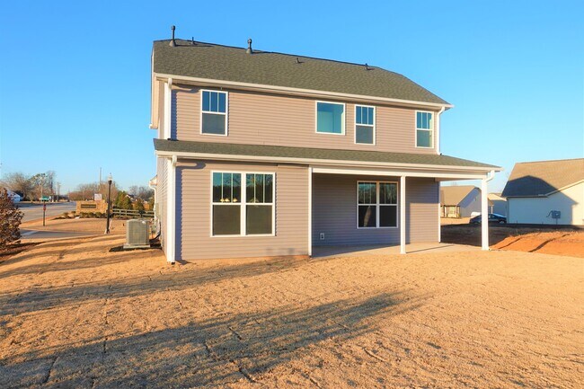 Building Photo - 2704 Millhone Dr