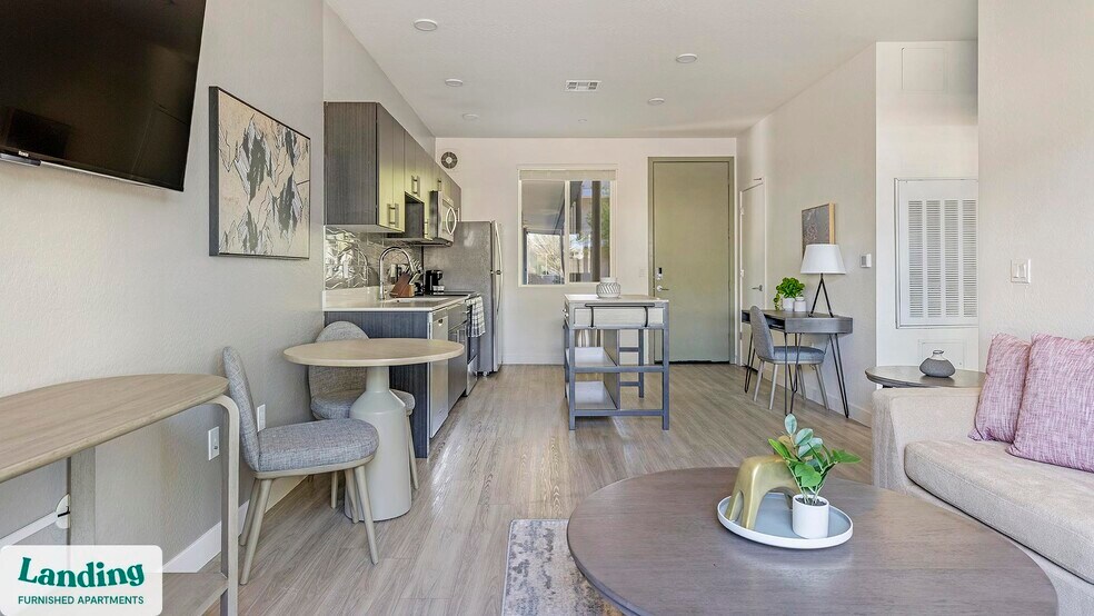 Building Photo - 10000 W Missouri Ave