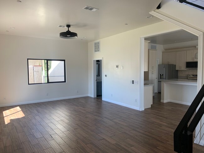 Building Photo - 14425 Hardtree Dr