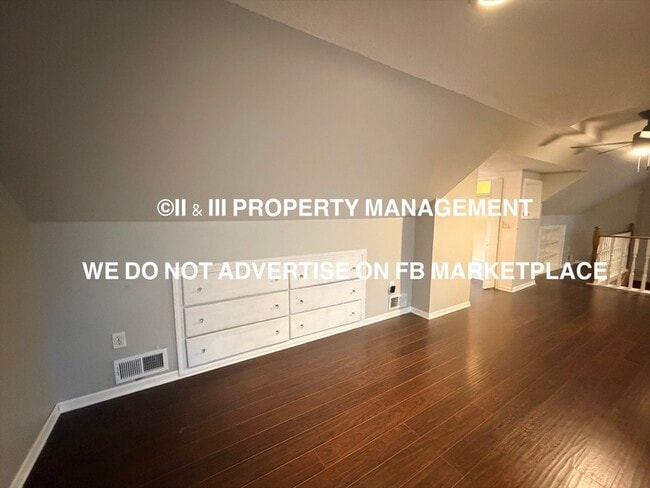 Building Photo - 5840 Floyd St