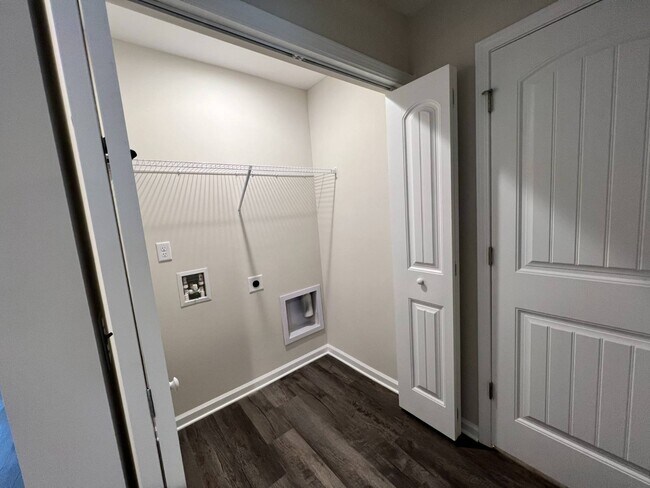Building Photo - 2166 Catlet Ct