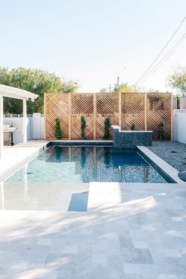 Primary Photo - Fantastic home in the heart of Scottsdale!