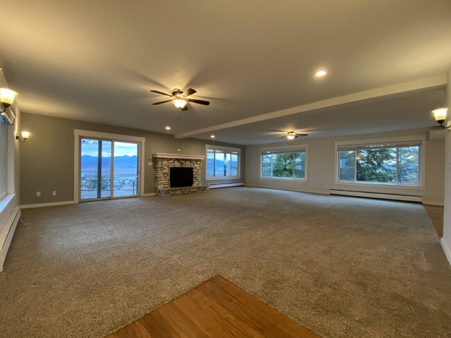Building Photo - Spacious 2-Bed, 2-Bath Duplex Retreat Over...