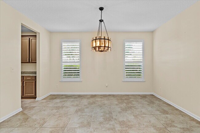 Building Photo - Executive Home For Rent!!!!