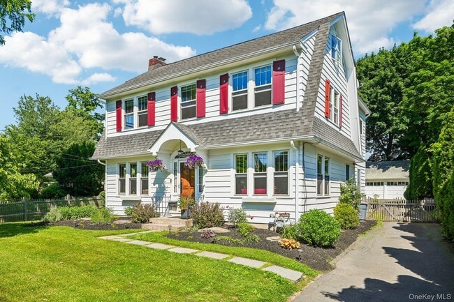 Building Photo - 281 Piermont Ave