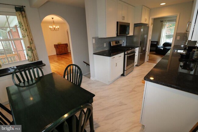 Building Photo - 6113 Dunleer Ct