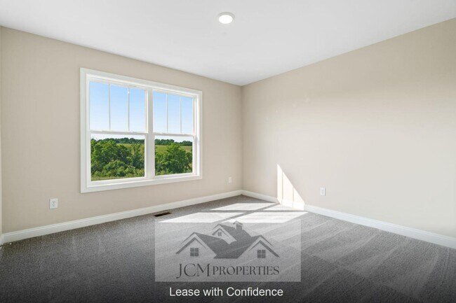 Building Photo - 916 Camden Ct