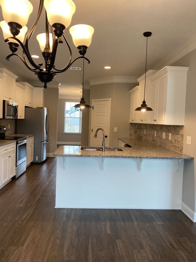 Building Photo - Spacious 5-Bedroom Home with Open Foyer - Move-In Ready! **Close to Fort Gordon, Hospitals, and I...