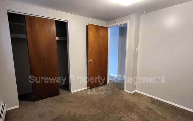Building Photo - 309 Green St