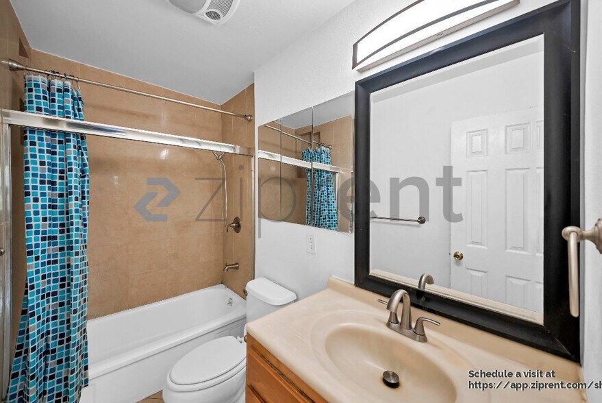 Building Photo - 17402 Horst Ave