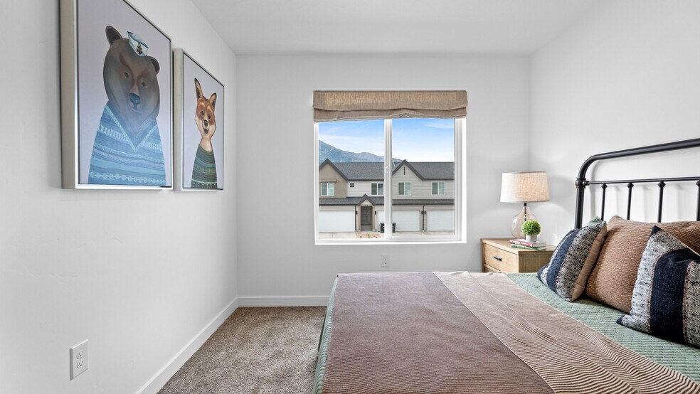 Building Photo - 1505 E 720 N