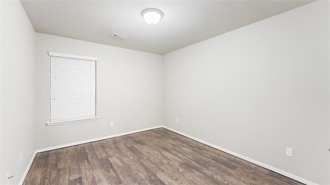 Building Photo - 3408 Alliance Dr