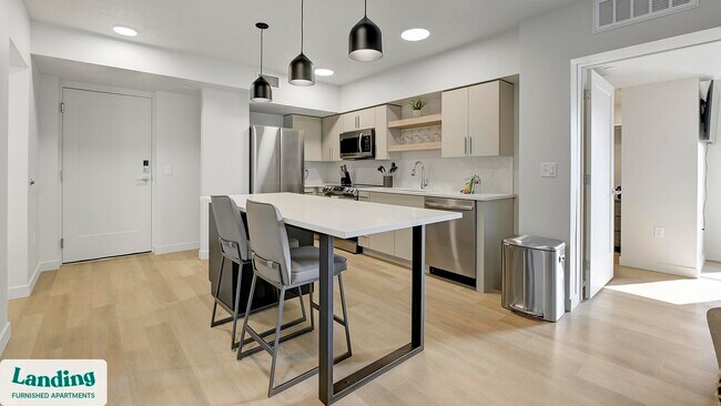 Building Photo - 352 S 500 E