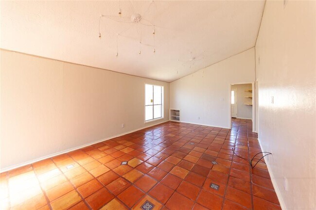 Building Photo - 22538 Market Square Ln