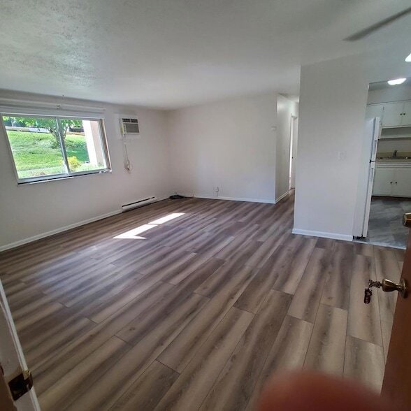 Building Photo - 1810-18A1 National Rd