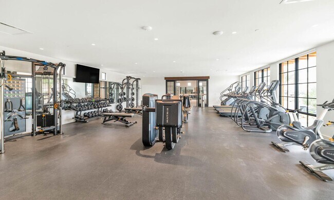 Building Photo - 5000 N Camelback Rdg Dr