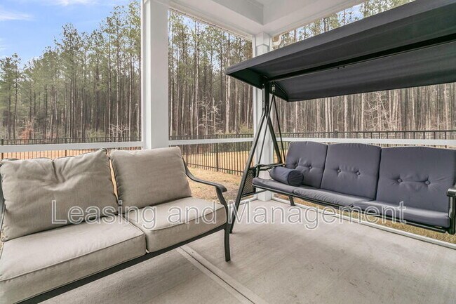 Building Photo - 245 Summer Tanager Dr