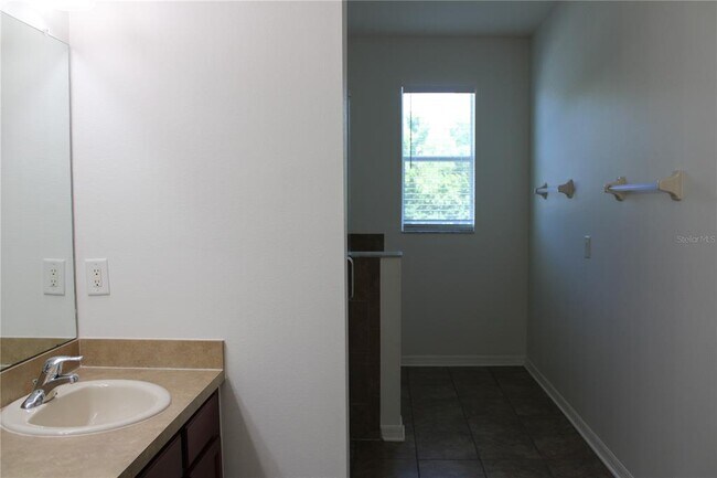 Building Photo - 5024 119th Terrace E