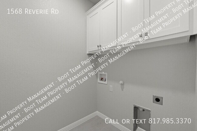 Building Photo - 1568 Reverie Rd