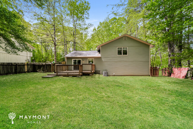 Building Photo - 3 Bedroom with Front Porch