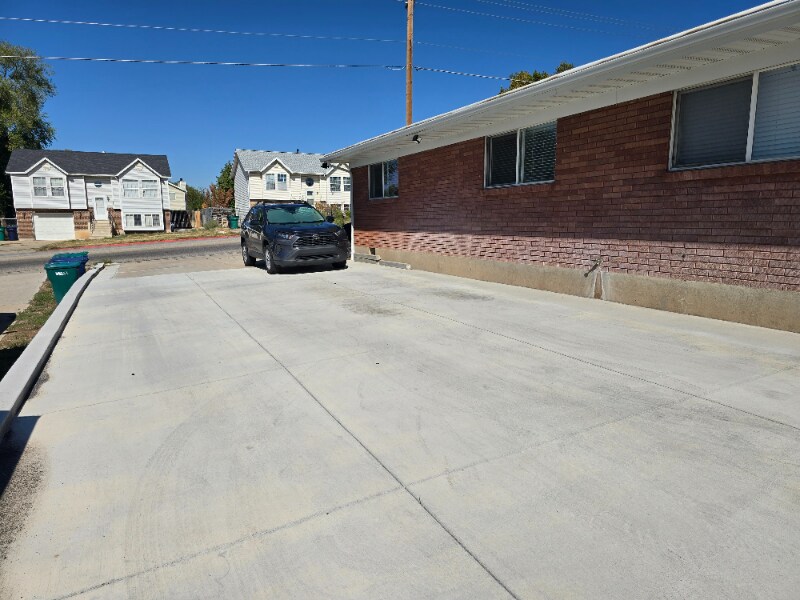 Building Photo - 2603 W 4800 S