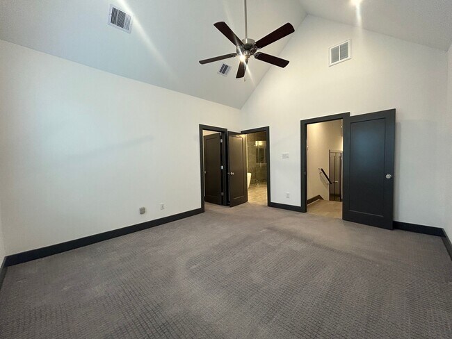 Building Photo - 4441 Whitney Oak Ln
