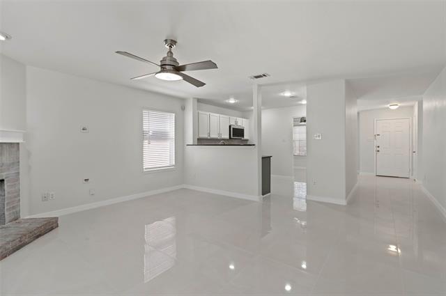 Building Photo - 2013 Finch Cove