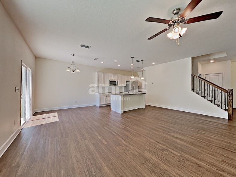 Building Photo - 10309 Watercrest Ct