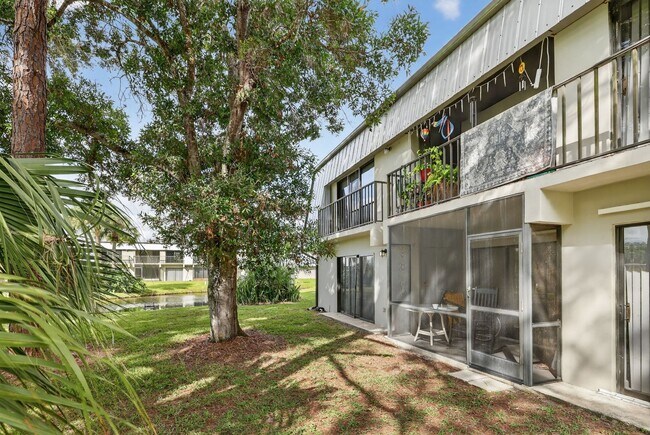 Building Photo - Outstanding one-bedroom, one-bath property...