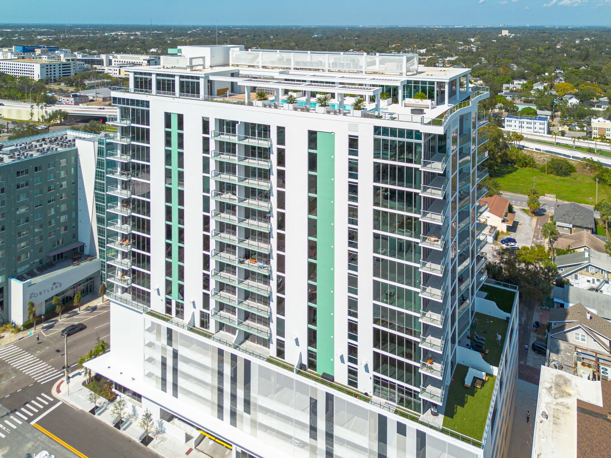 Building Photo - 777 3rd Ave N