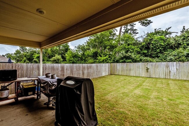Building Photo - 306 Pecos Dr