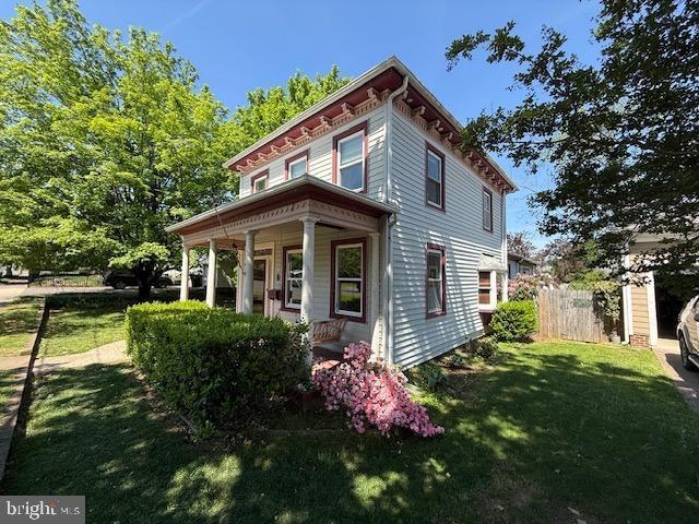 Primary Photo - 809 Mercer St